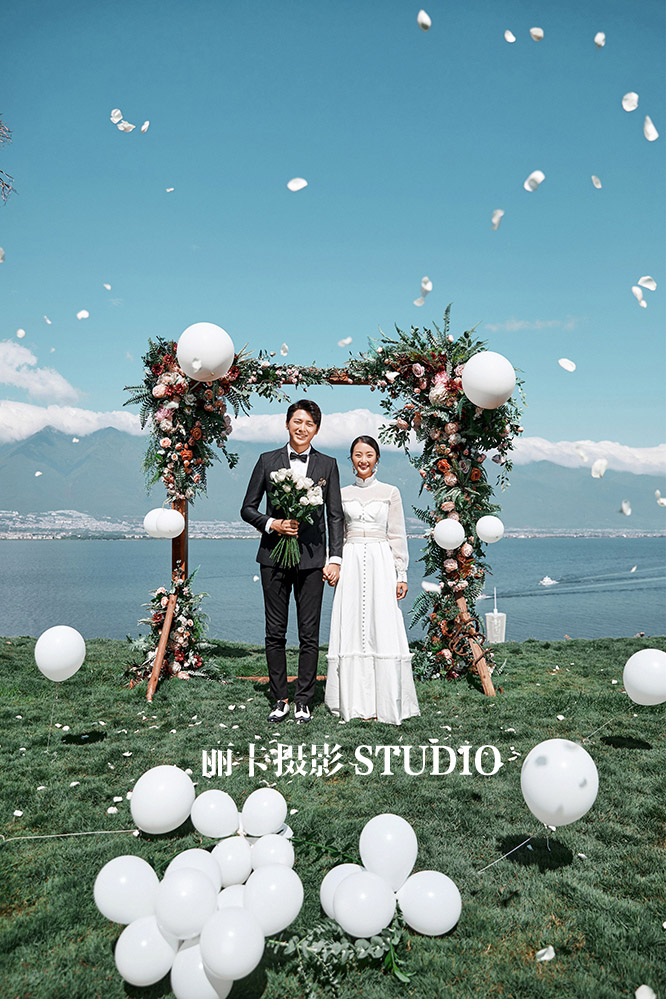 郑州婚纱摄影前十排行【丽卡摄影】开封漯河拍婚纱照工作室哪家好