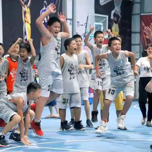 幼儿篮球训练营