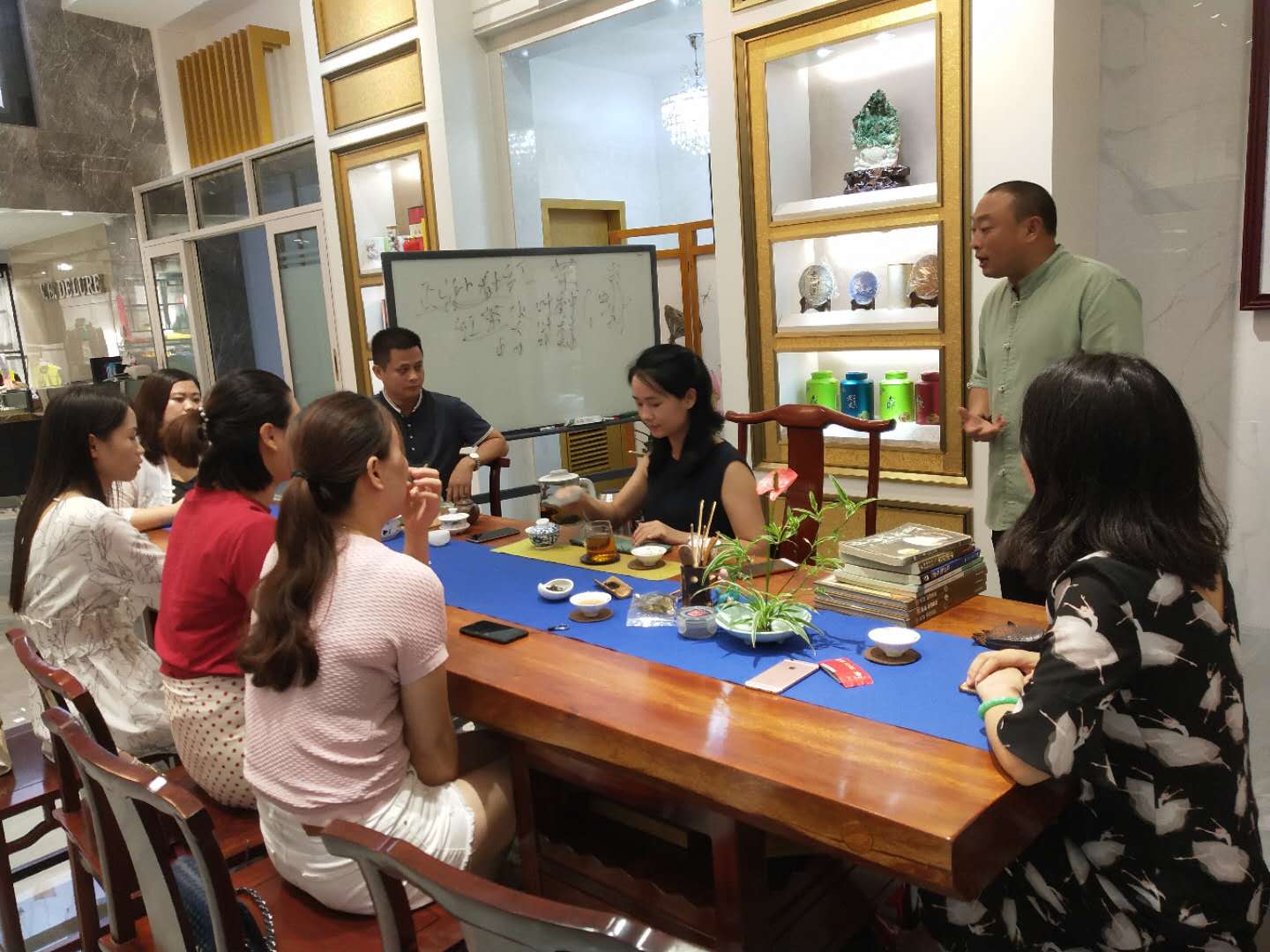 常平茶藝茶道培訓塘廈茶藝師培訓東莞泡茶培訓女子茶文化培訓