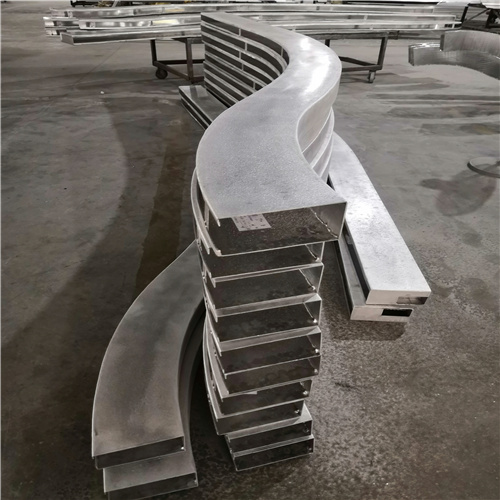 肇庆波浪铝方通