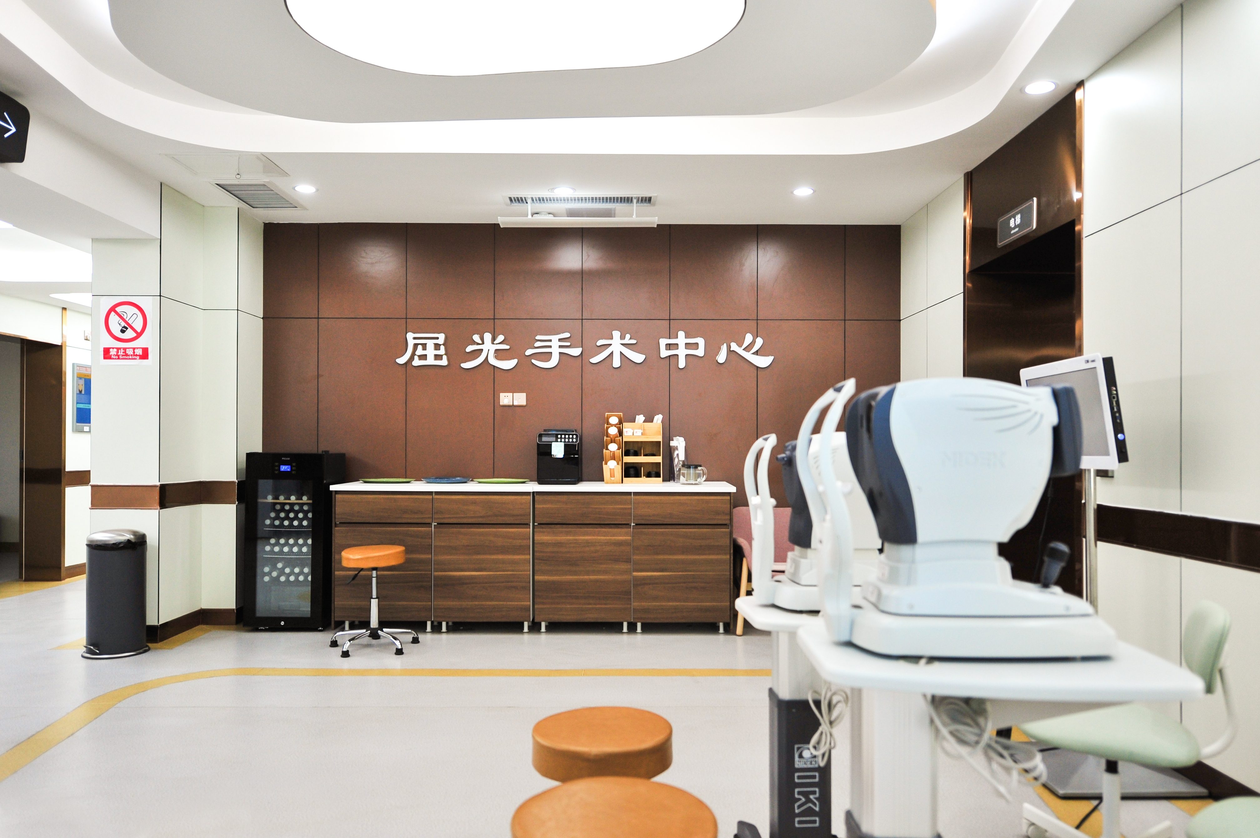 济南全飞秒vs半飞秒怎么选?眼科从业者科普,不同人群适配指南 济南全飞秒vs半飞秒怎么选?眼科从业者科普,不同人群适配指南