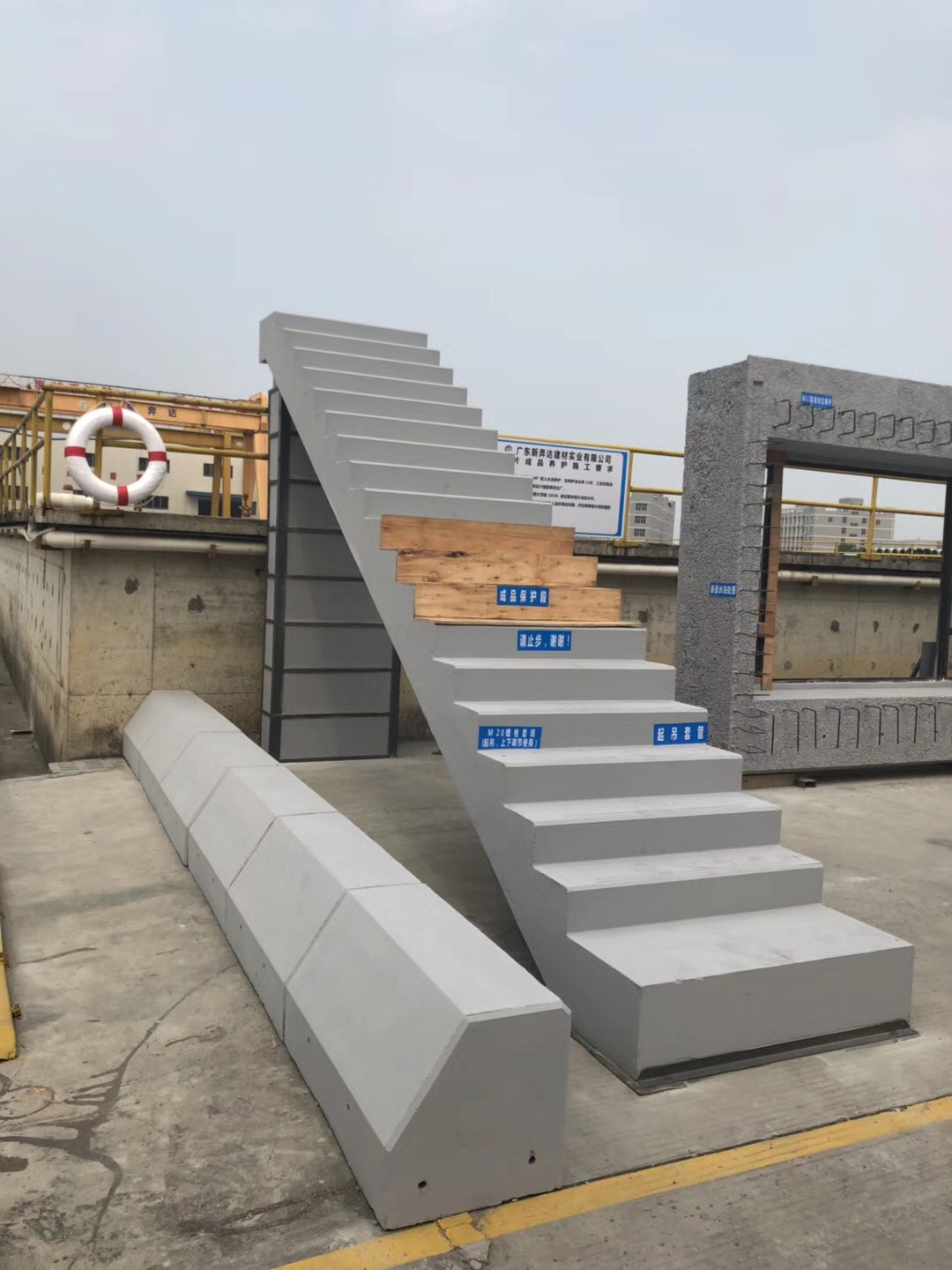 水泥预制件脱模剂厂麒麟环保开创新局面