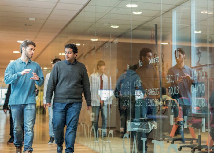 留学费用排行榜_英国留学学费排名大揭底!2021年英国高校学费排名榜TOP10来了