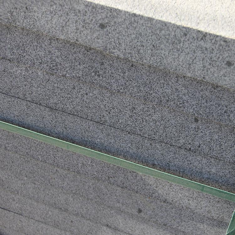 五莲防滑面芝麻黑石材加工定制