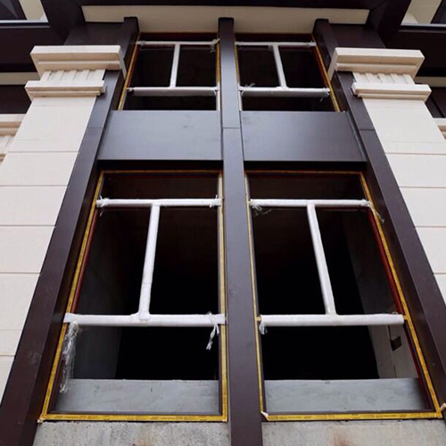 镀膜隔热玻璃什么牌子好_宅品门窗