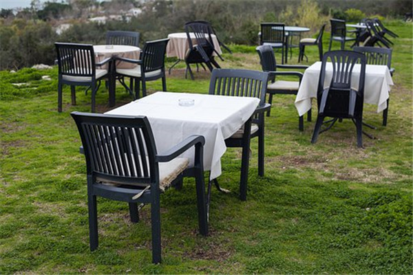 table-453274