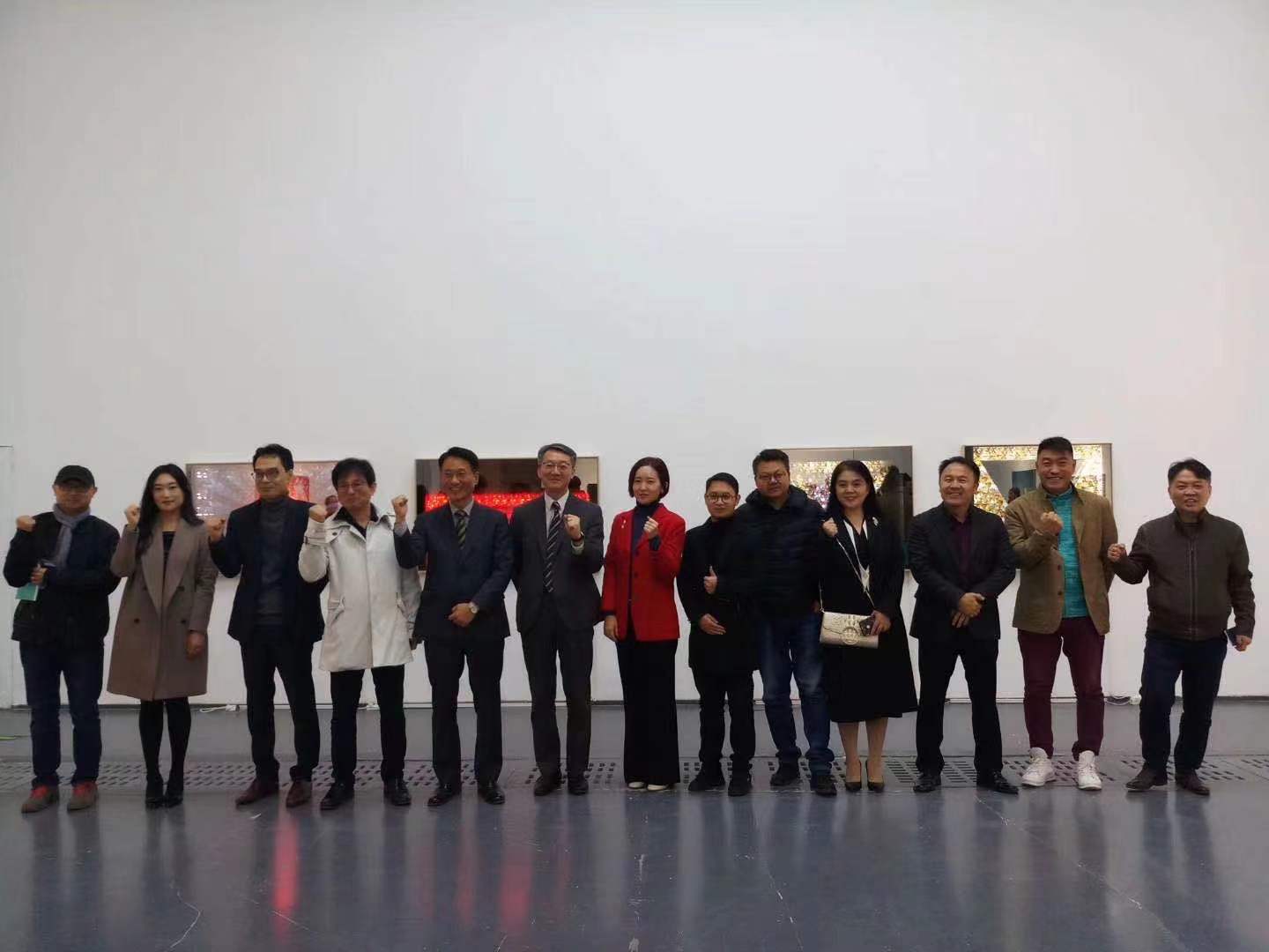 至声教育创始人刘海英受邀参加韩国光州市立美术馆作品展暨开幕式