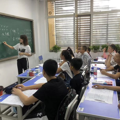 依兰县有多少人口_依兰县赵磊照片