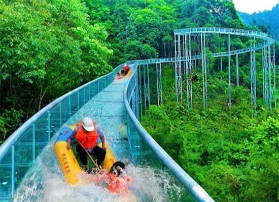 怀化大峡谷玻璃水滑道图片